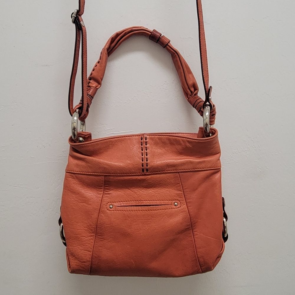 B. Makowsky Orange Leather Shoulder Bag